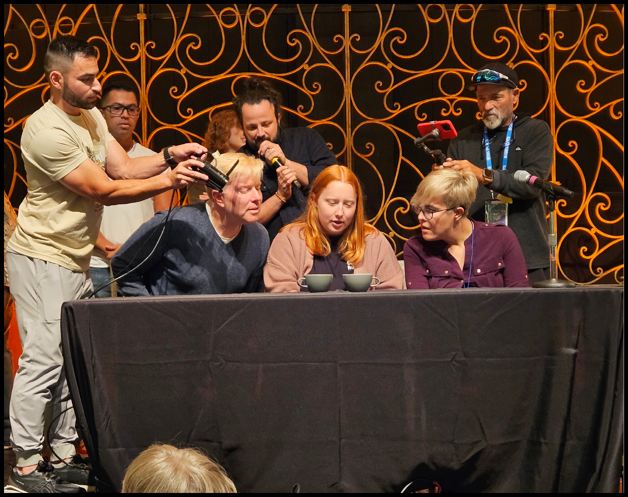 Latte art and live talks